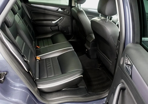 Ford Mondeo cena 34900 przebieg: 204000, rok produkcji 2013 z Złotoryja małe 781